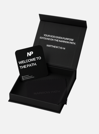 LUXURY GIFT BOX & CLEANING CLOTH